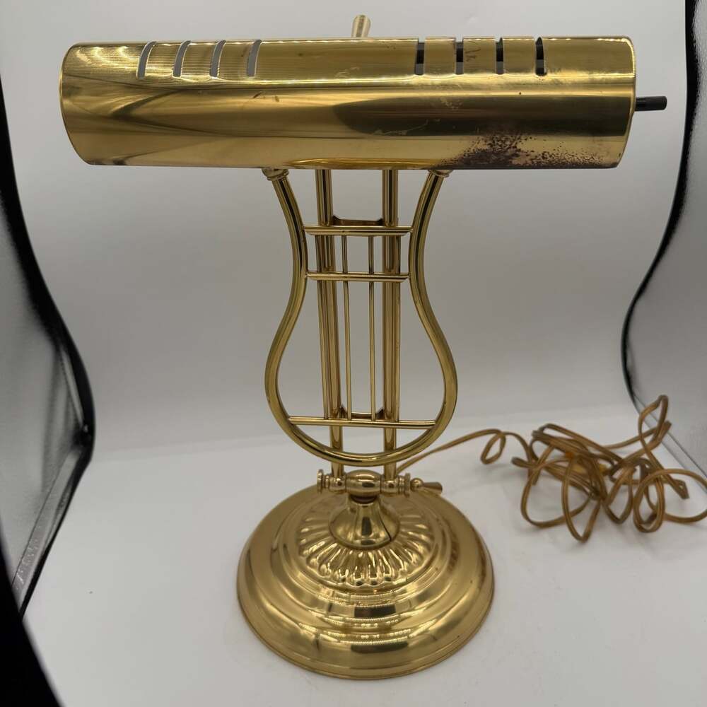 Vtg Musical Harp Lyre Shaped Brass Desk Piano Lamp 16” Tall *